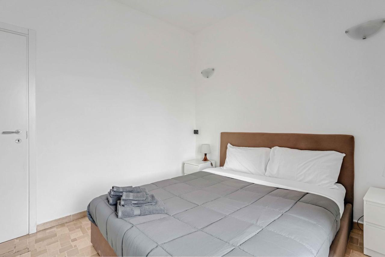 Cav9 - Large Apartment With Panoramic View - Милано Екстериор снимка