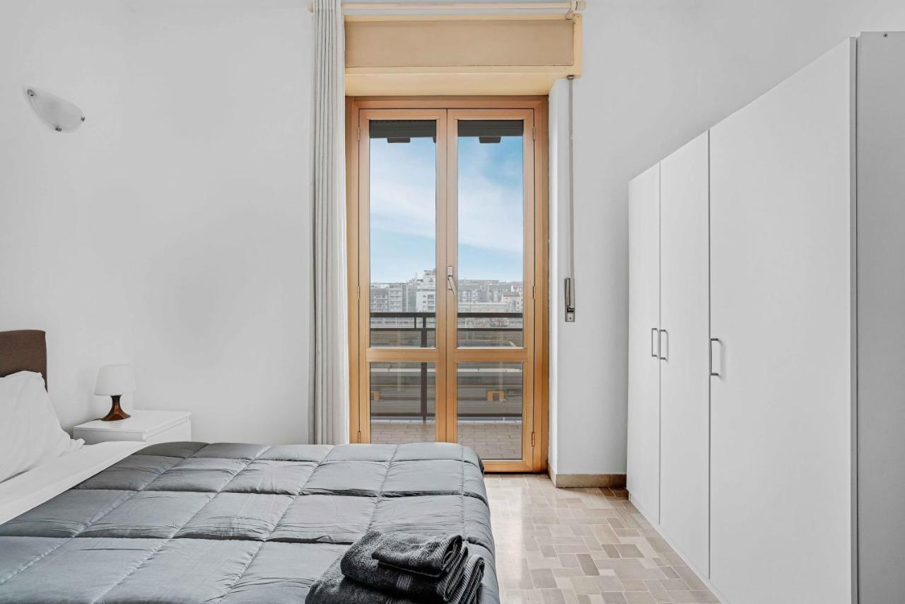 Cav9 - Large Apartment With Panoramic View - Милано Екстериор снимка