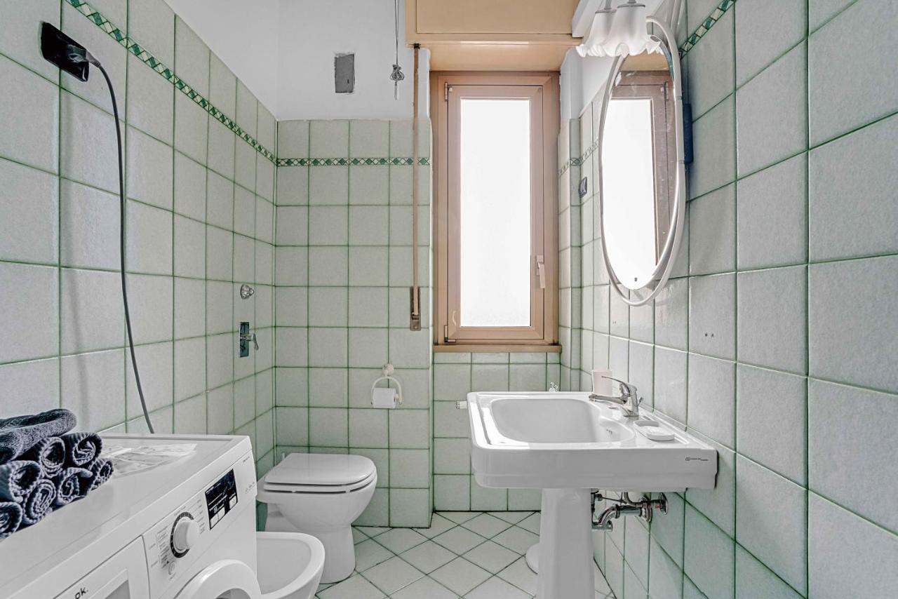 Cav9 - Large Apartment With Panoramic View - Милано Екстериор снимка